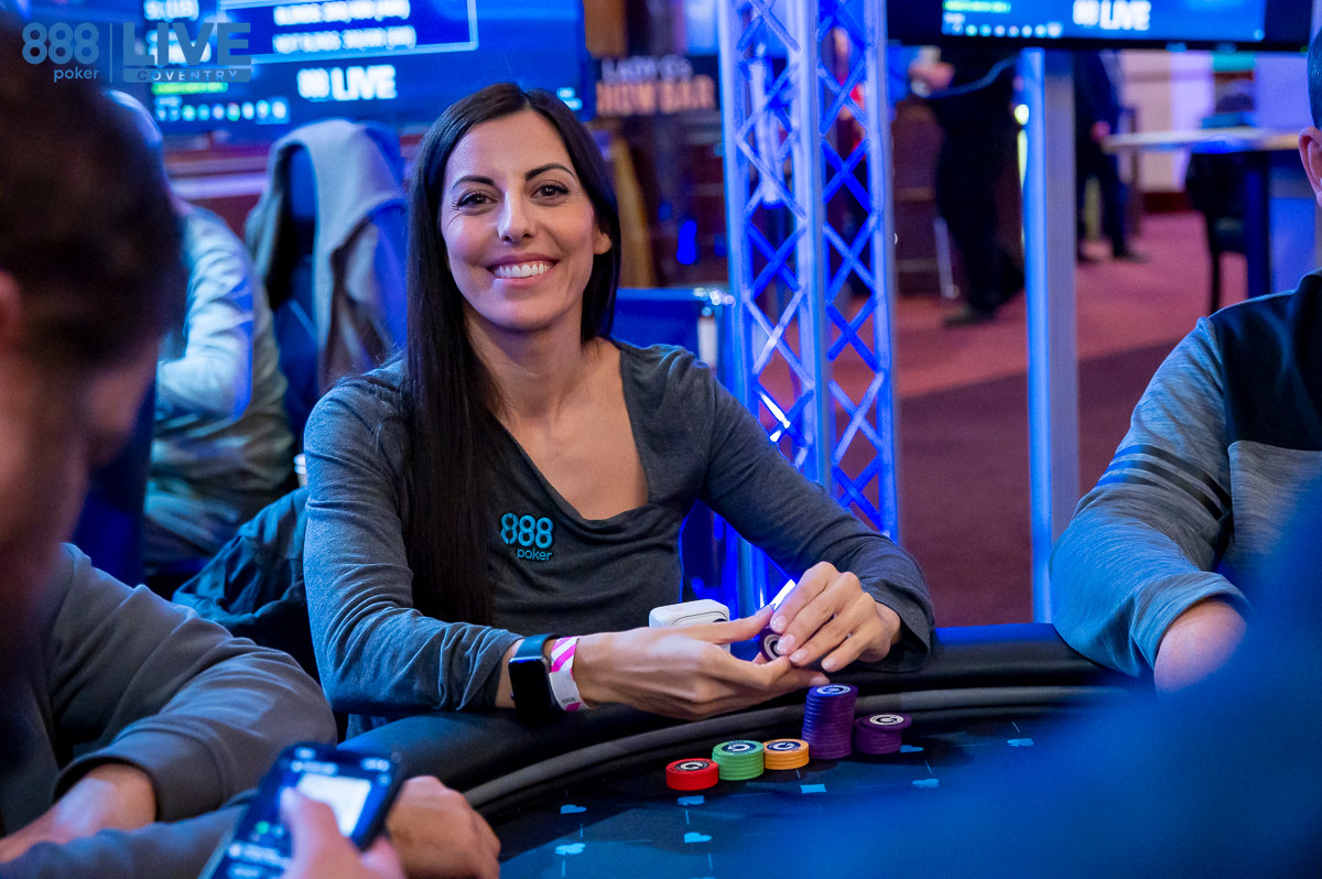 888poker LIVE Coventry Main Event - Days 1DE  - Lucia Navarro