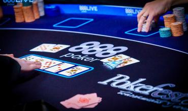 Top 13 Differences Between the Small Blind and Big Blind in Poker!