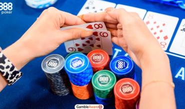 What is a Connector in Poker? Learn the Pros and Cons of these Tricky Hands!